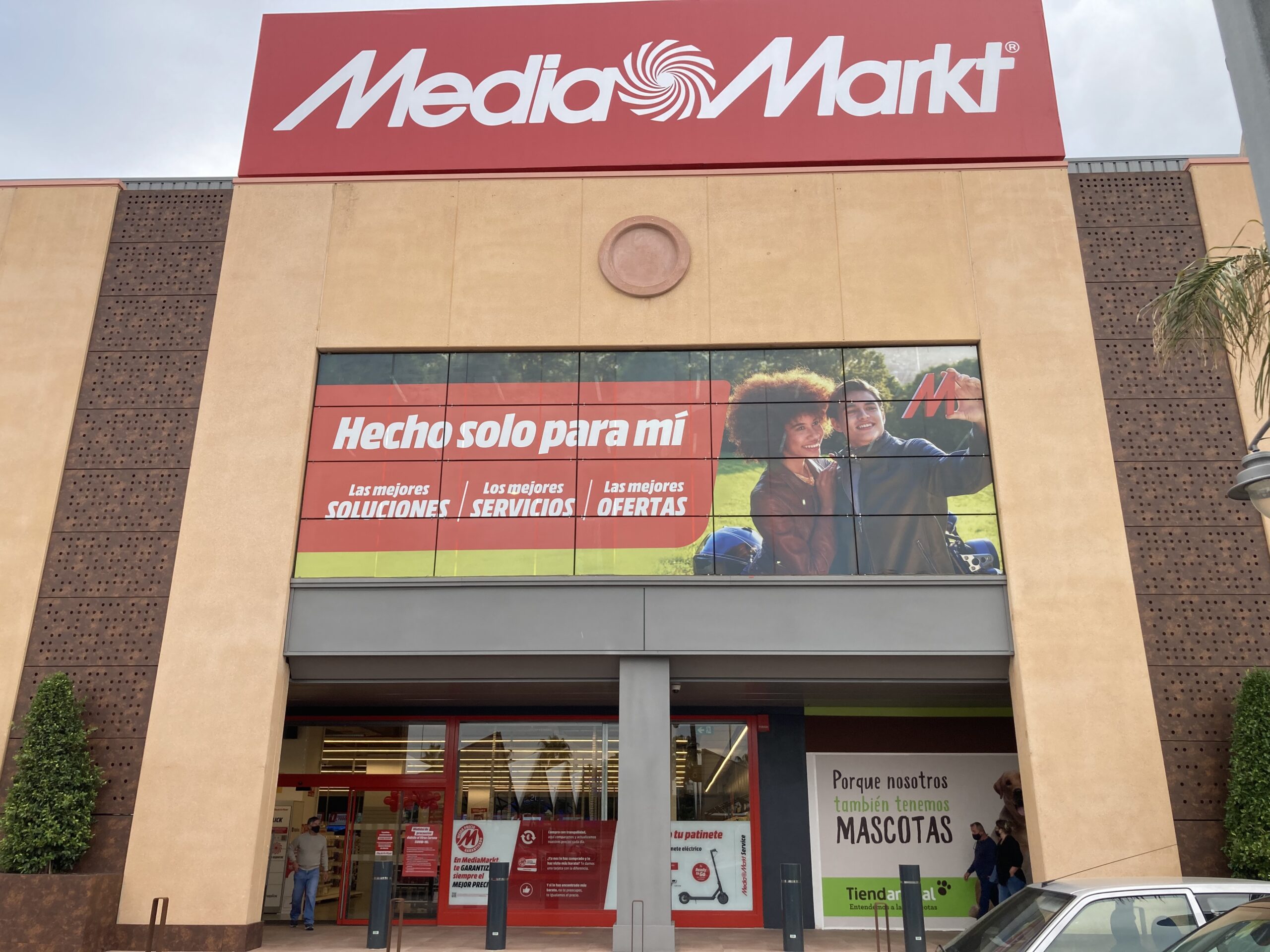 Mediamarkt abre su tienda en el Parque Comercial Miramar